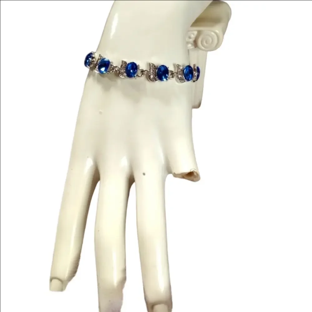 Silver Chain Bracelet Blue Oval and Clear Round Crystals NWT